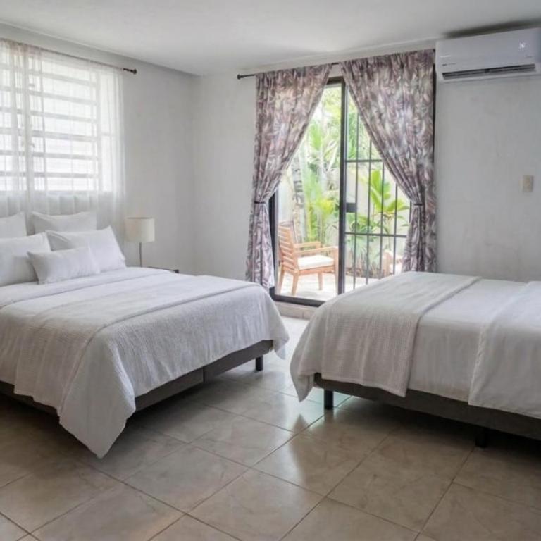 Residencia COCO 28 con Piscina Downtown Cancun - Three-Bedroom House - 15