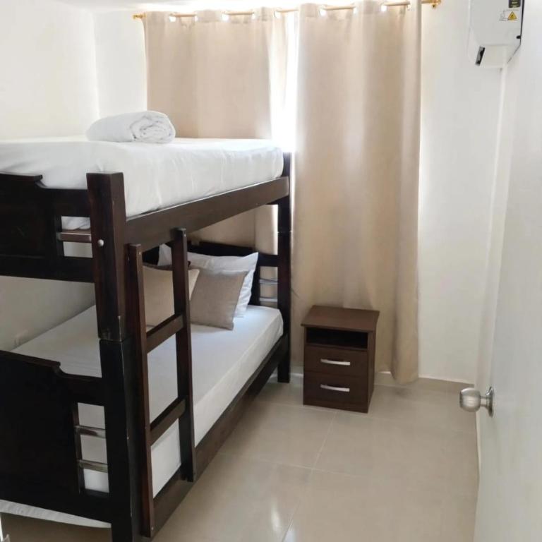 Apto 3Hab Piso 5 Piscina Gym Wifi Aire AC Parqueadero Soledad - Apartamento de 3 dormitorios con piscina privada - 16
