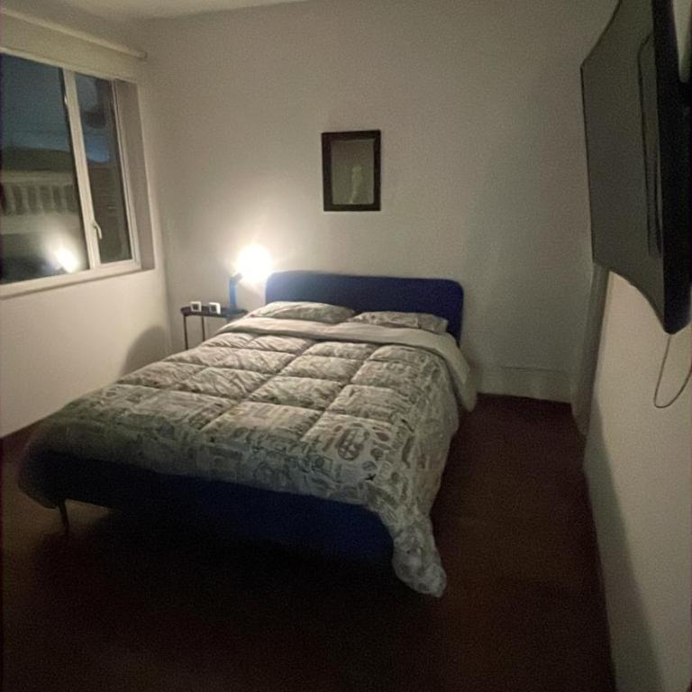 Casa Yolo Bogotá - Double Room with Private Bathroom - 5