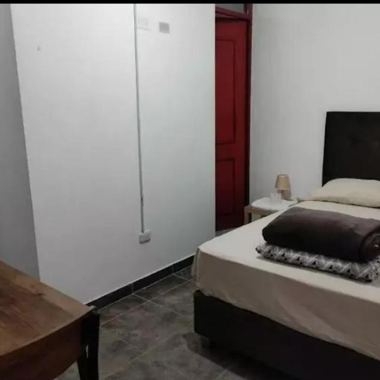 Hospedaje Luna Ica - Habitación Doble con baño privado - 4
