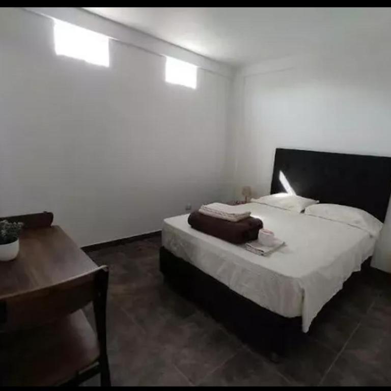 Hospedaje Luna Ica - Habitación Doble con baño privado - 3