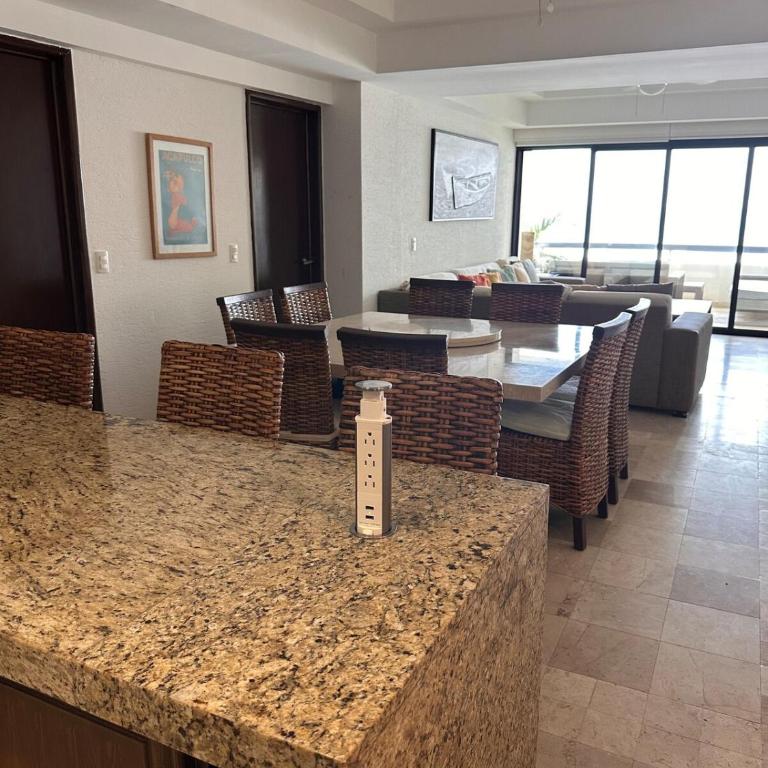 Oceanfront in Punta Diamante with a pool - Apartment mit 3 Schlafzimmern - 6