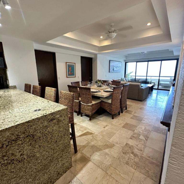 Oceanfront in Punta Diamante with a pool - Apartment mit 3 Schlafzimmern - 9