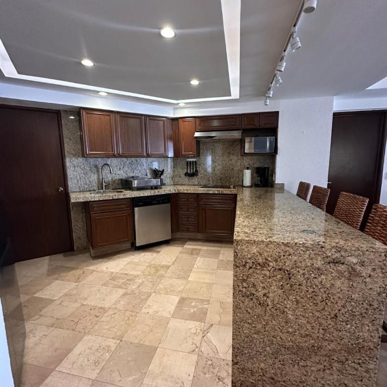 Oceanfront in Punta Diamante with a pool - Apartment mit 3 Schlafzimmern - 21