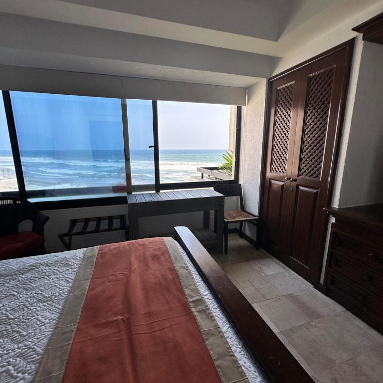 Oceanfront in Punta Diamante with a pool - Apartment mit 3 Schlafzimmern - 42