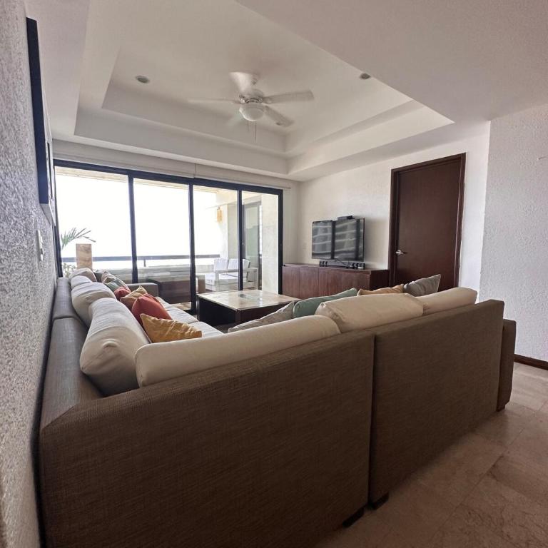 Oceanfront in Punta Diamante with a pool - Apartment mit 3 Schlafzimmern - 48