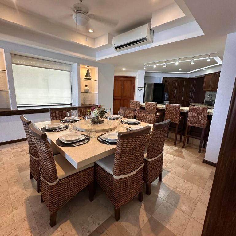 Oceanfront in Punta Diamante with a pool - Apartment mit 3 Schlafzimmern - 53