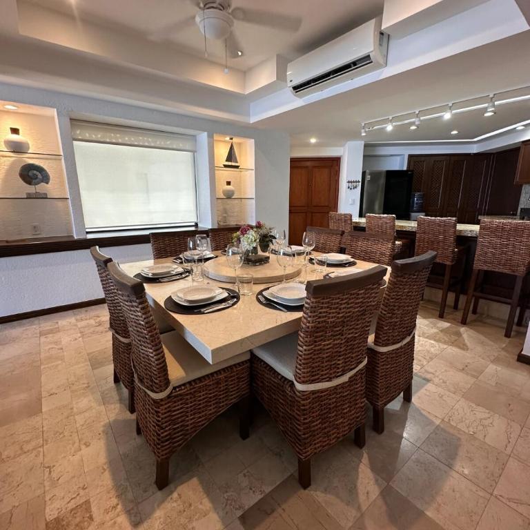 Oceanfront in Punta Diamante with a pool - Apartment mit 3 Schlafzimmern - 54
