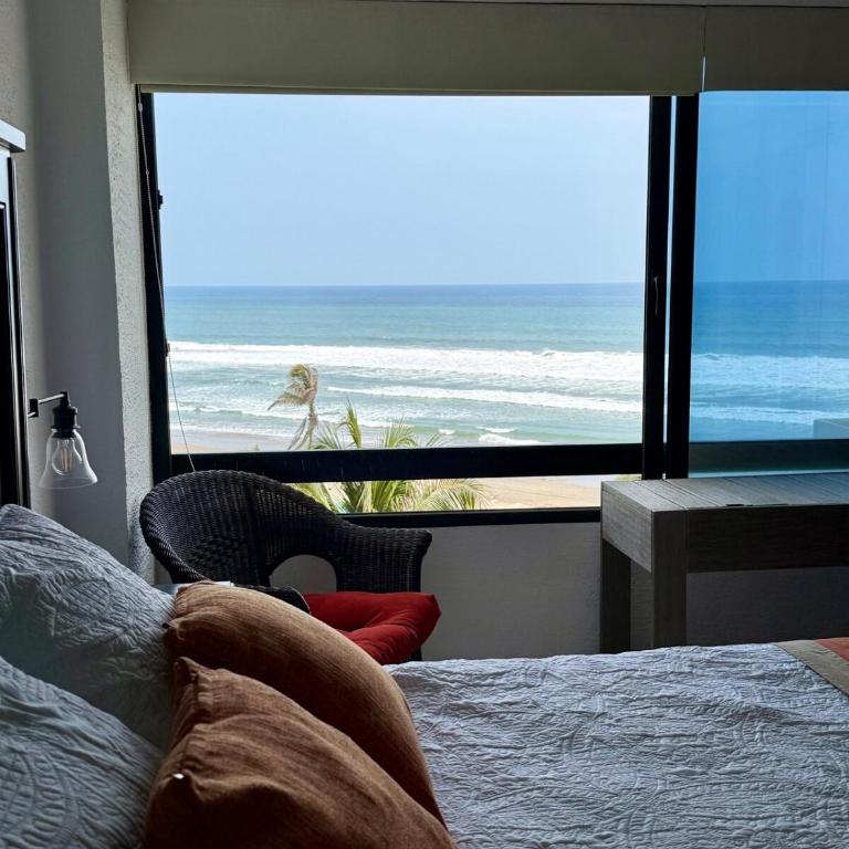 Oceanfront in Punta Diamante with a pool - Apartment mit 3 Schlafzimmern - 55