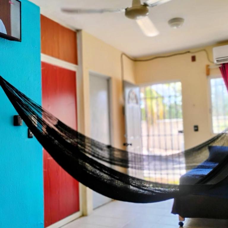 Casita Linda Vista en Cancún, Privado con A C y WiFi, Cerca de Transporte a Zona Hotelera - Apartamento de 1 dormitorio - 9