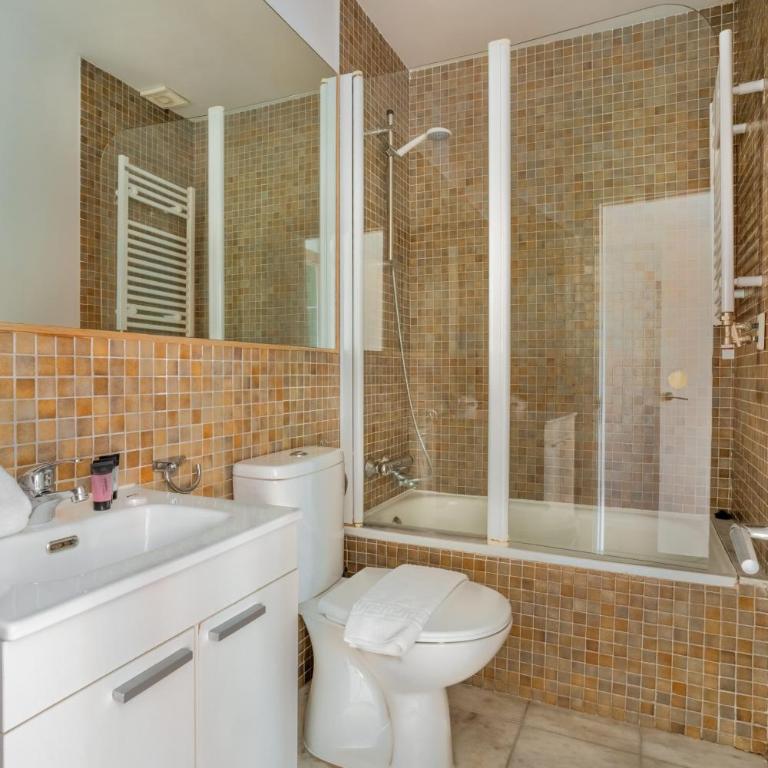 The Collection Barcelona - Cozy and bright 3BD apartment by Gran Via - Appartement - 9