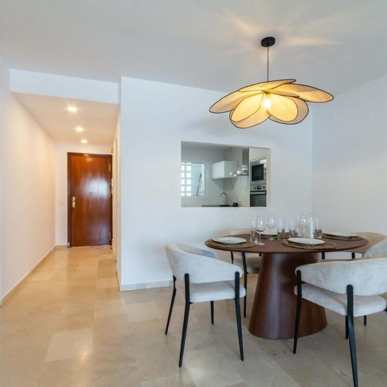 Modern Beach Escape I Pool & Terrace - Two-Bedroom Apartment - 7