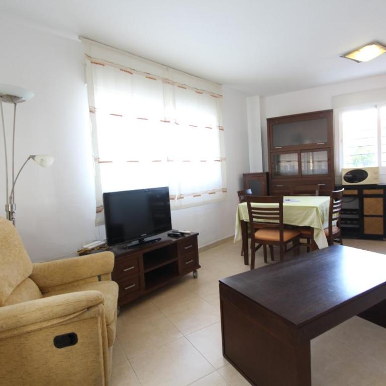 Apartamento con parking cerca de Universidad,Feria,Juzgados,Hospital Clinico - Apartment mit 1 Schlafzimmer - 2