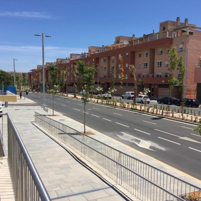 Apartamento con parking cerca de Universidad,Feria,Juzgados,Hospital Clinico - Apartment mit 1 Schlafzimmer - 4