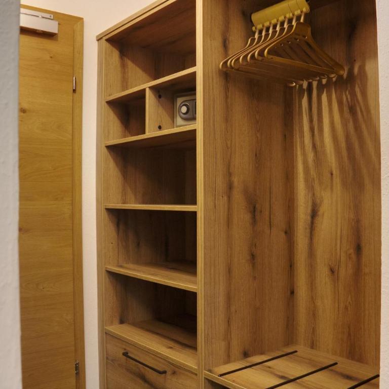 Central B&B Obertauern - Double Room with Balcony - 7