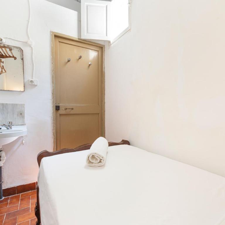 Hostal Pons - Habitación Individual Pequeña - 1