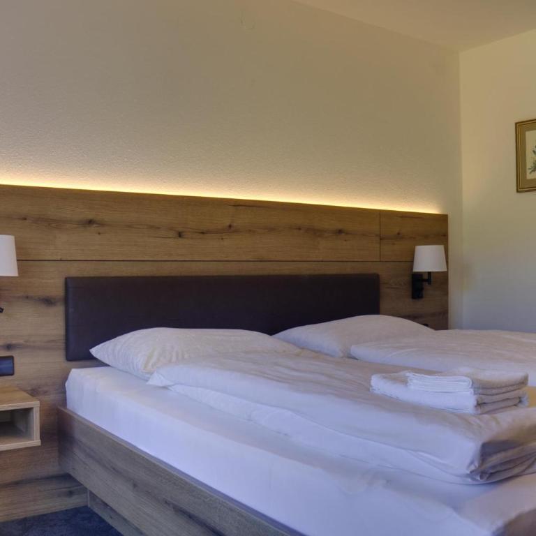 Central B&B Obertauern - Double Room with Balcony - 19