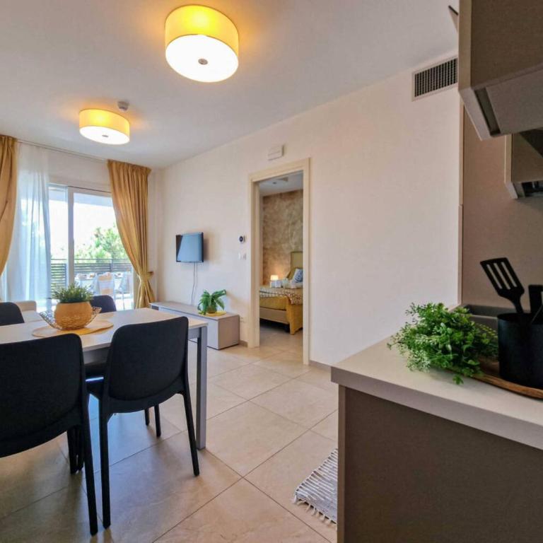 Azure serenity modern sea view flat with pool - Appartamento - 9