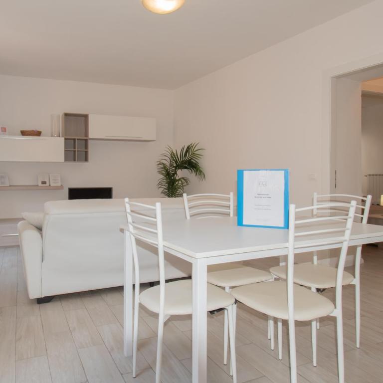 Residenza Capriolo 28 - F&L Apartment - Appartamento Standard - 10