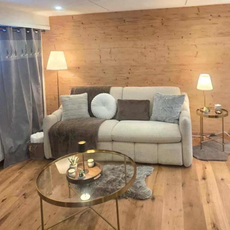 Cocon Cosy avec Cheminée au Cœur de Villars - Apartment mit 1 Schlafzimmer - 2
