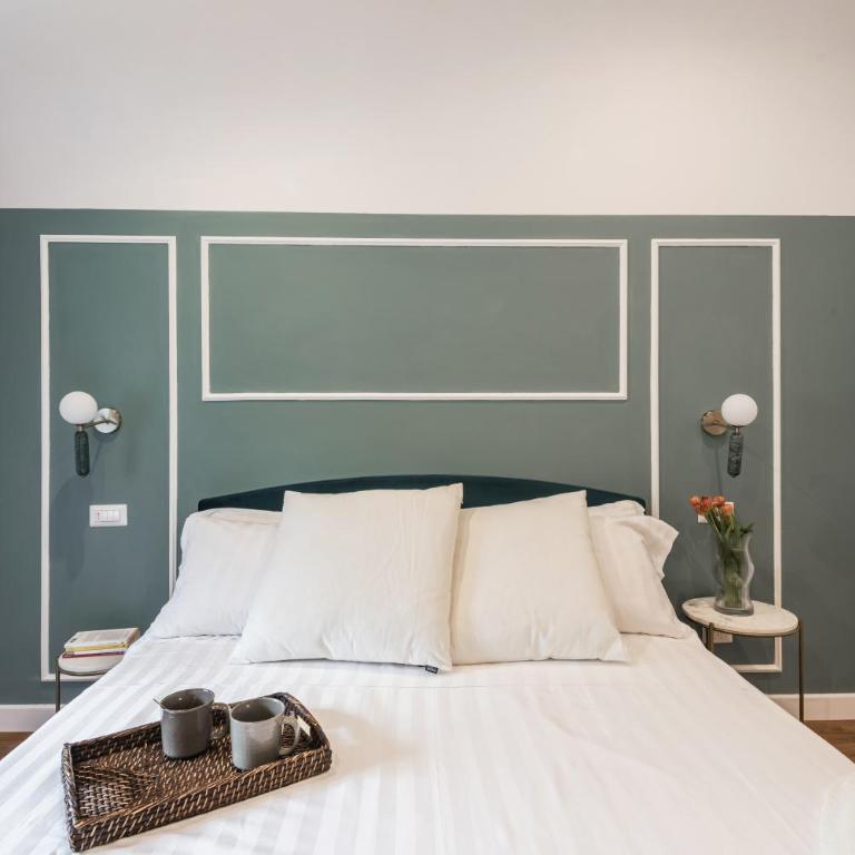 The Best Rent - Termini Apartments - Deluxe Apartment - Via Carlo Cattaneo, 24 - 13