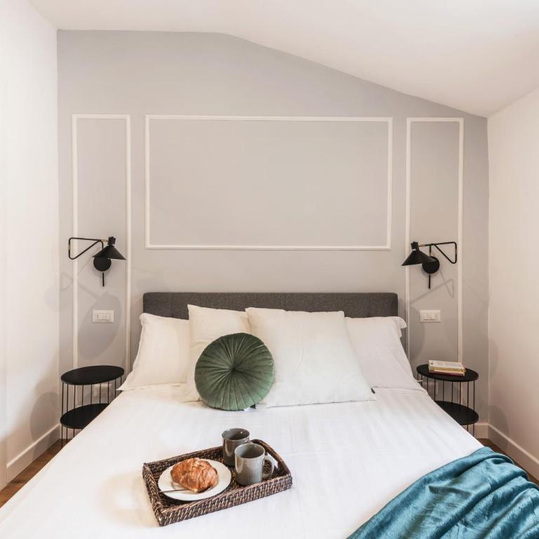 The Best Rent - Termini Apartments - Deluxe Apartment - Via Carlo Cattaneo, 24 - 11