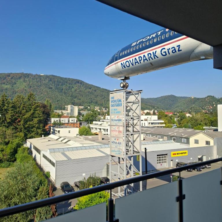 NOVAPARK Flugzeughotel Graz - Doppelzimmer First Class - 10