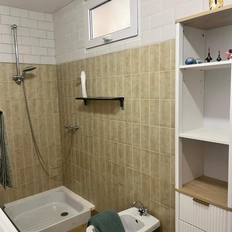 Chez Chagall cozy studio - One-Bedroom Apartment - 15