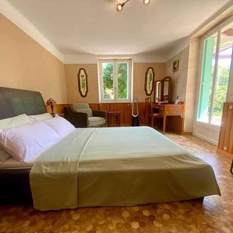 Chez Chagall cozy studio - One-Bedroom Apartment - 4