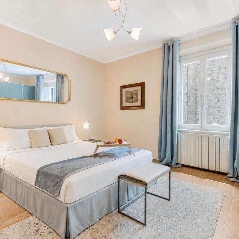 Santa Croce Penthouse, 2 Bedrooms with a View of the Basilica - Three-Bedroom Apartment - 2
