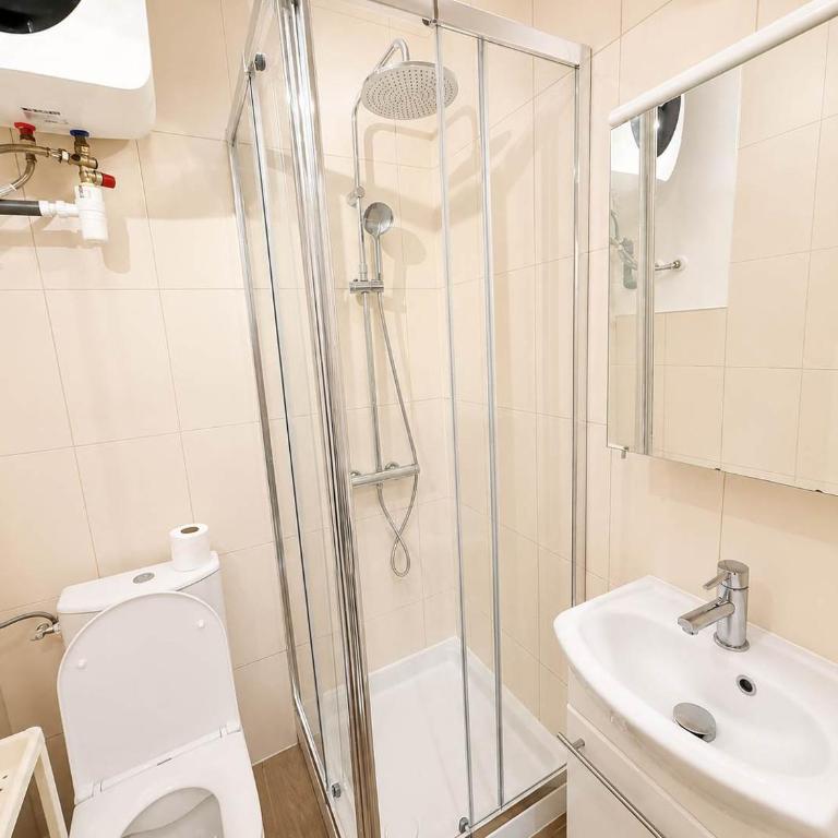 Studio cosy refait a neuf gare du nord paris 10 - Estudio - 3