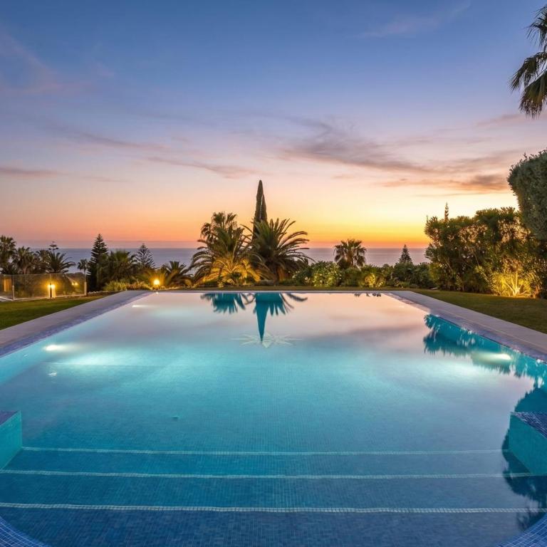 Exceptional Villa in Las Chapas with breathtaking panoramic views! - Villa - 1