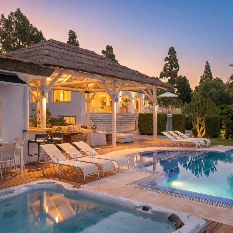 Exceptional Villa in Las Chapas with breathtaking panoramic views! - Villa - 11