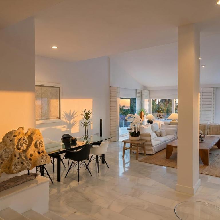 Exceptional Villa in Las Chapas with breathtaking panoramic views! - Villa - 19