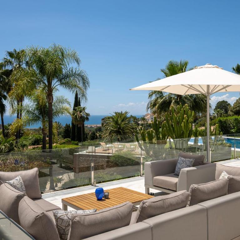 Exceptional Villa in Las Chapas with breathtaking panoramic views! - Villa - 31