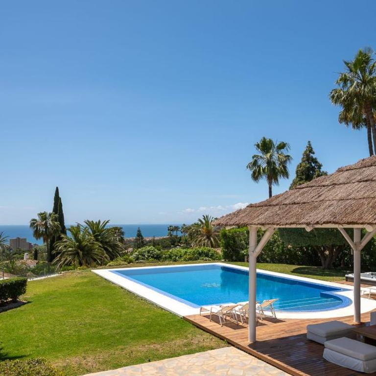 Exceptional Villa in Las Chapas with breathtaking panoramic views! - Villa - 41
