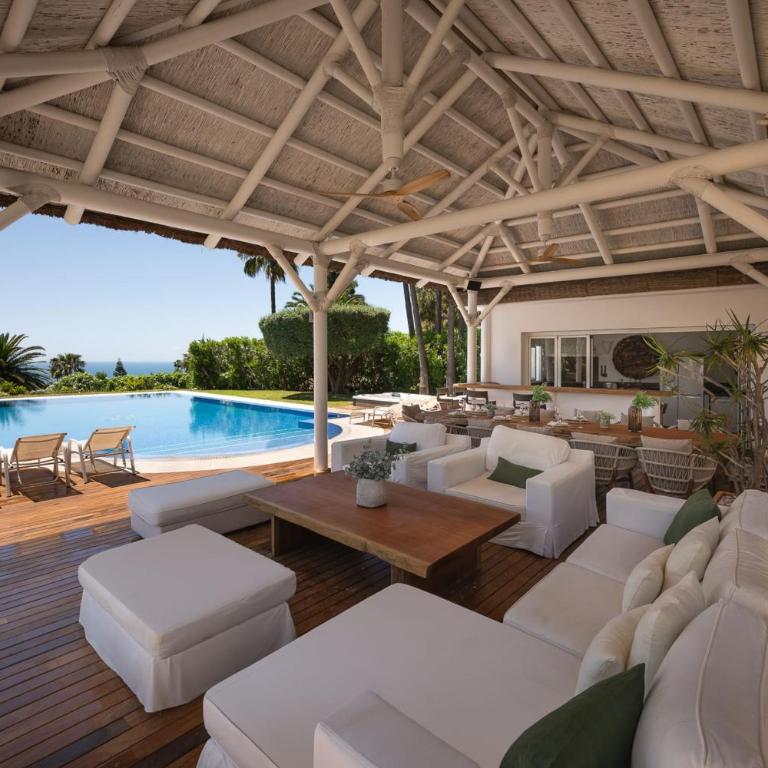 Exceptional Villa in Las Chapas with breathtaking panoramic views! - Villa - 48