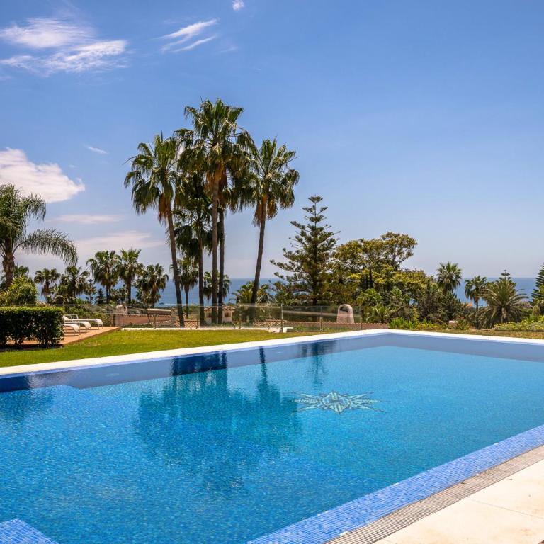 Exceptional Villa in Las Chapas with breathtaking panoramic views! - Villa - 55