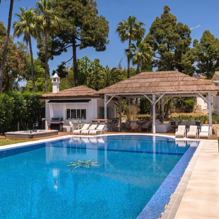 Exceptional Villa in Las Chapas with breathtaking panoramic views! - Villa - 66