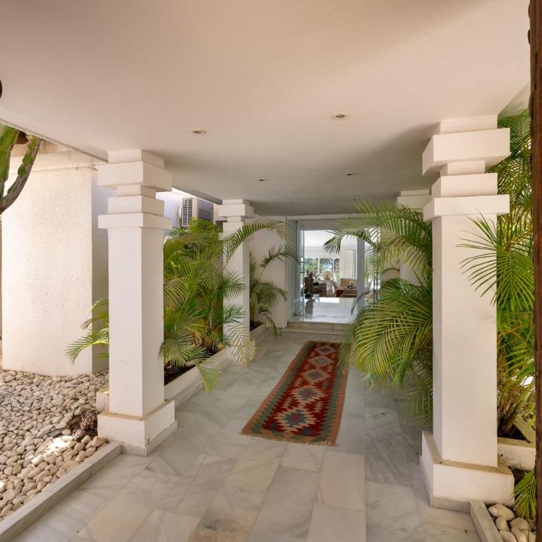 Exceptional Villa in Las Chapas with breathtaking panoramic views! - Villa - 99