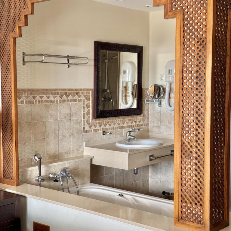 Apartment with large terrace, spa bath & magical views - Apartamento de 2 dormitorios - 8
