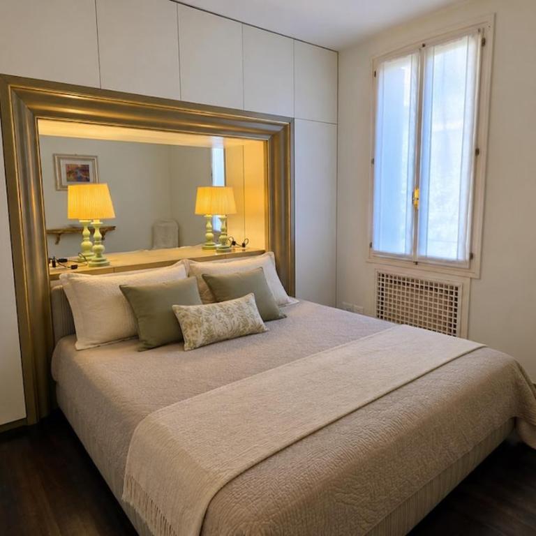 Secret Garden Elegant Apartment - Santa Lucia - Appartamento con 2 Camere da Letto e Vista Giardino - 1