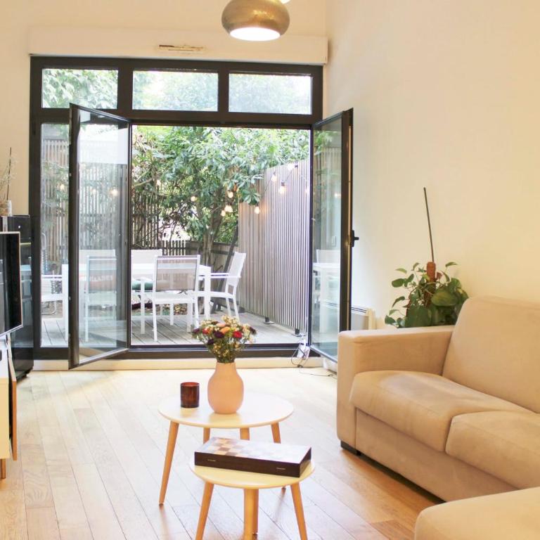 Apartment with terrace and garden sleeps 4 - Apartamento - 2