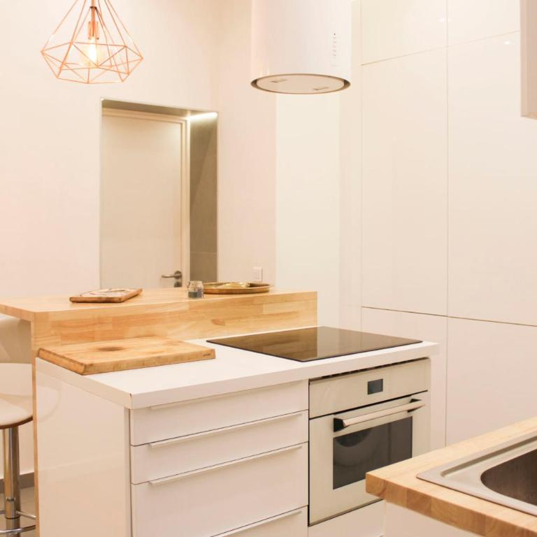 Apartment with terrace and garden sleeps 4 - Apartamento - 11