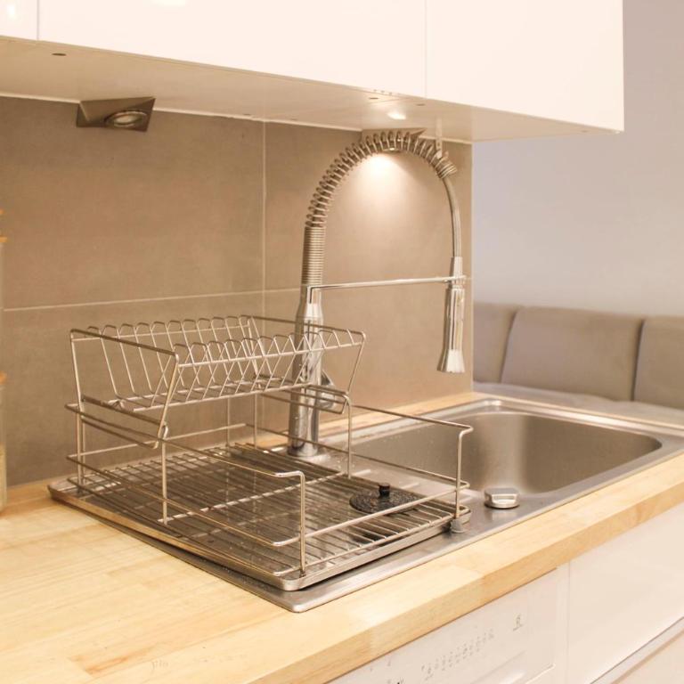 Apartment with terrace and garden sleeps 4 - Apartamento - 13