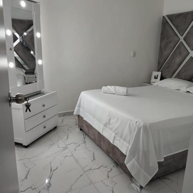 Aparta hotel EDUVI - Apartamento de 1 dormitorio - 6