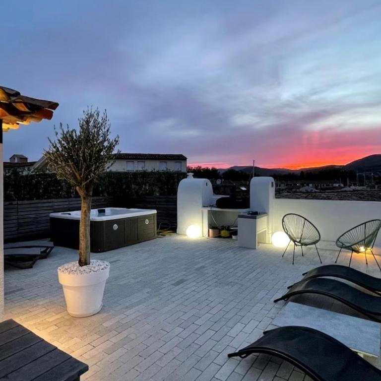 New Rooftop Duplex - Appartement 2 Chambres - 15