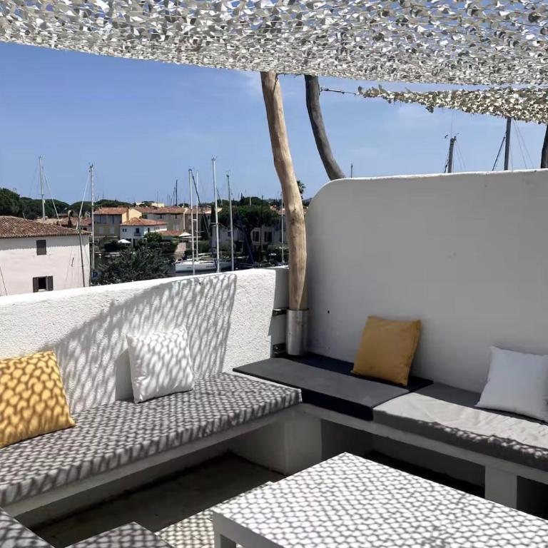 New Rooftop Duplex - Appartement 2 Chambres - 46