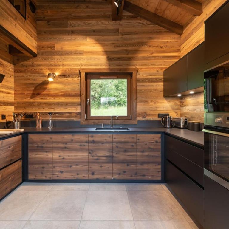 Chalet Atlas Luxus-Chalet mit Whirlpool Sauna & nur 500 m von den Skip - Chalet - 11