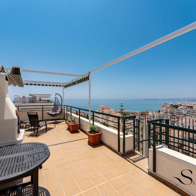 Terrace of Paradise, 3 Bed Duplex, Bbq, Views, Pool, Parking - Penthouse-Apartment - 21